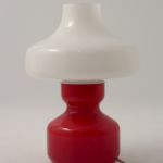 887 3049 TABLE LAMP